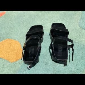 Vintage Gucci Flatform Sandals